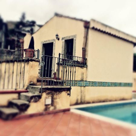 The Clock Houses Borgo Gallodoro 勒托阳尼 外观 照片
