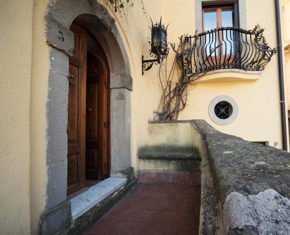 The Clock Houses Borgo Gallodoro 勒托阳尼 外观 照片