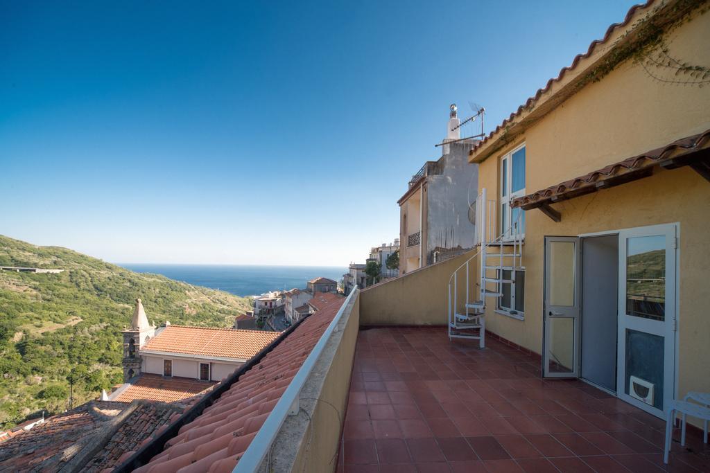 The Clock Houses Borgo Gallodoro 勒托阳尼 外观 照片