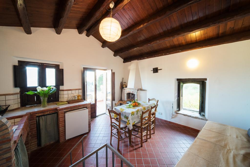 The Clock Houses Borgo Gallodoro 勒托阳尼 外观 照片