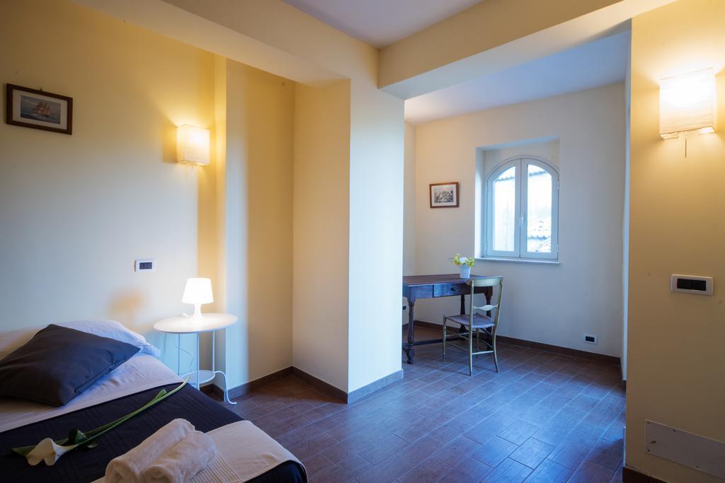 The Clock Houses Borgo Gallodoro 勒托阳尼 外观 照片