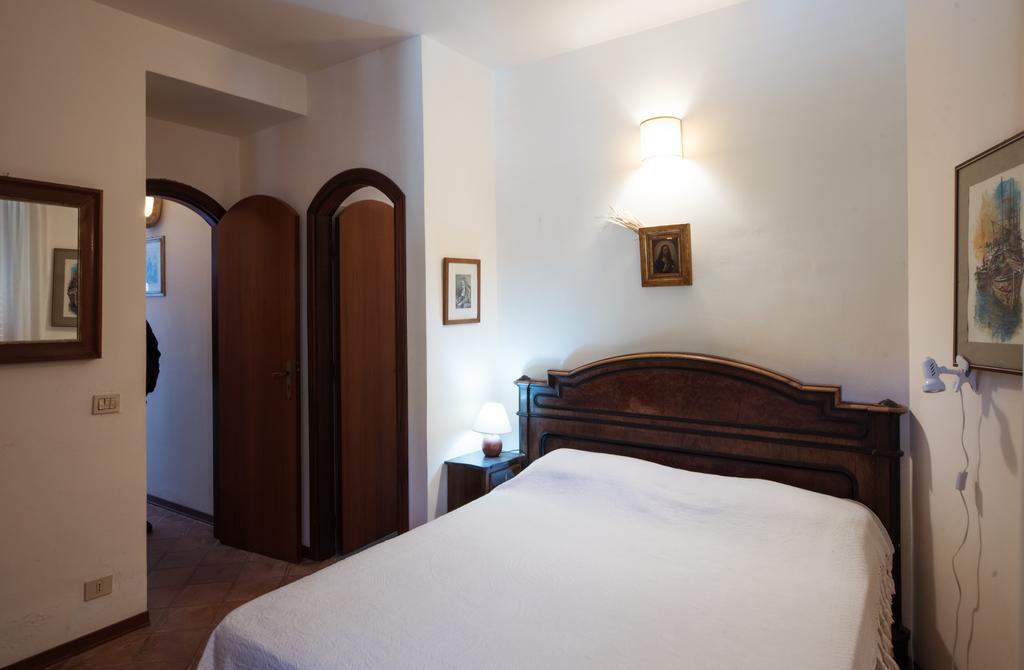 The Clock Houses Borgo Gallodoro 勒托阳尼 外观 照片