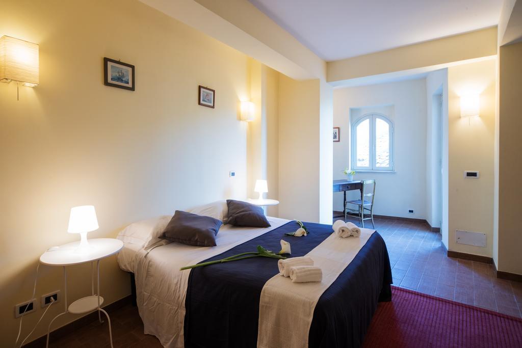The Clock Houses Borgo Gallodoro 勒托阳尼 外观 照片