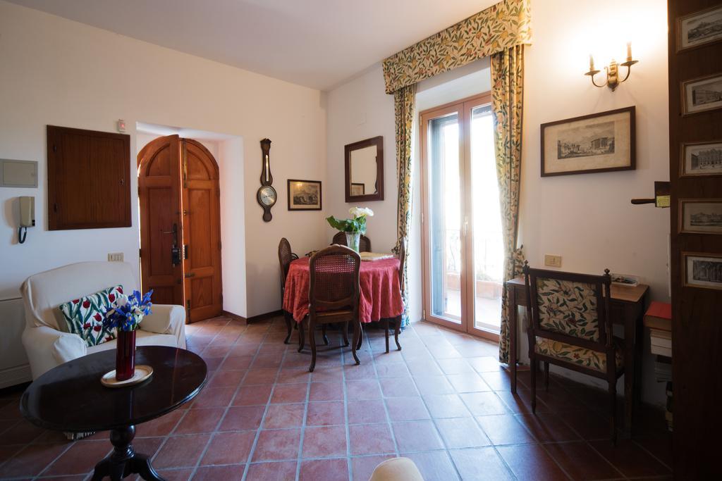 The Clock Houses Borgo Gallodoro 勒托阳尼 外观 照片