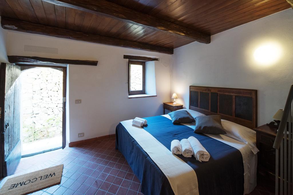 The Clock Houses Borgo Gallodoro 勒托阳尼 外观 照片