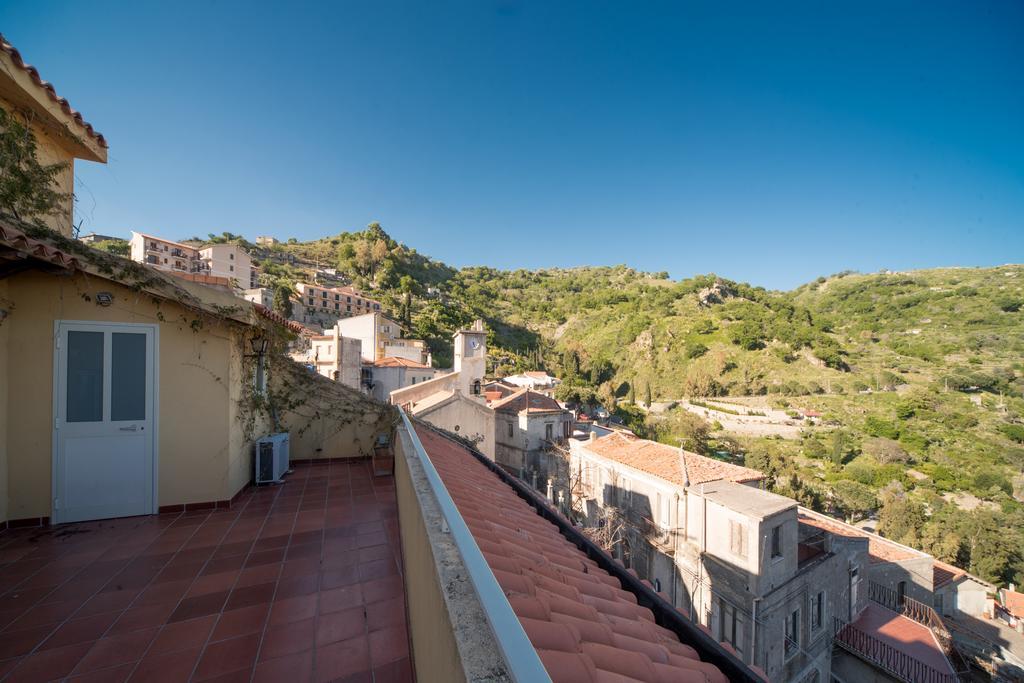 The Clock Houses Borgo Gallodoro 勒托阳尼 外观 照片