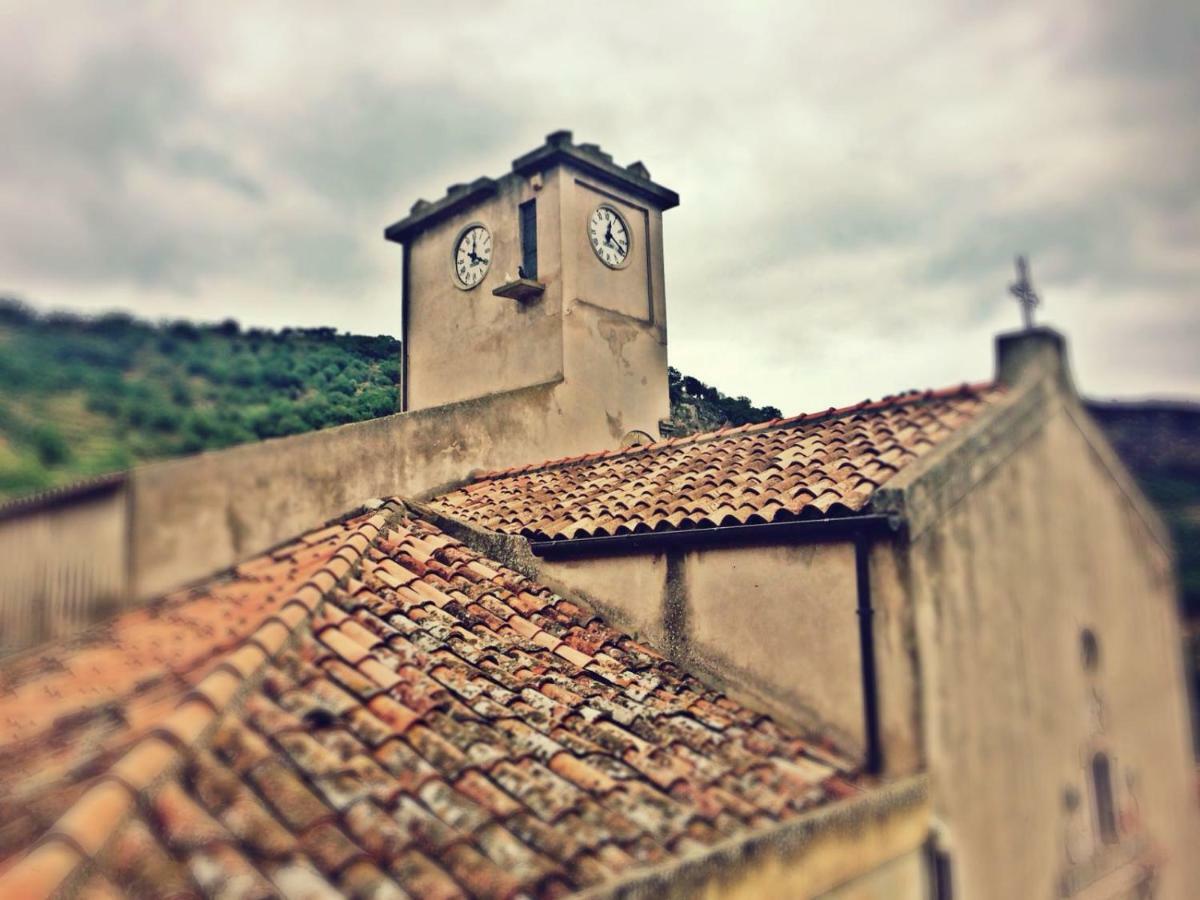 The Clock Houses Borgo Gallodoro 勒托阳尼 外观 照片
